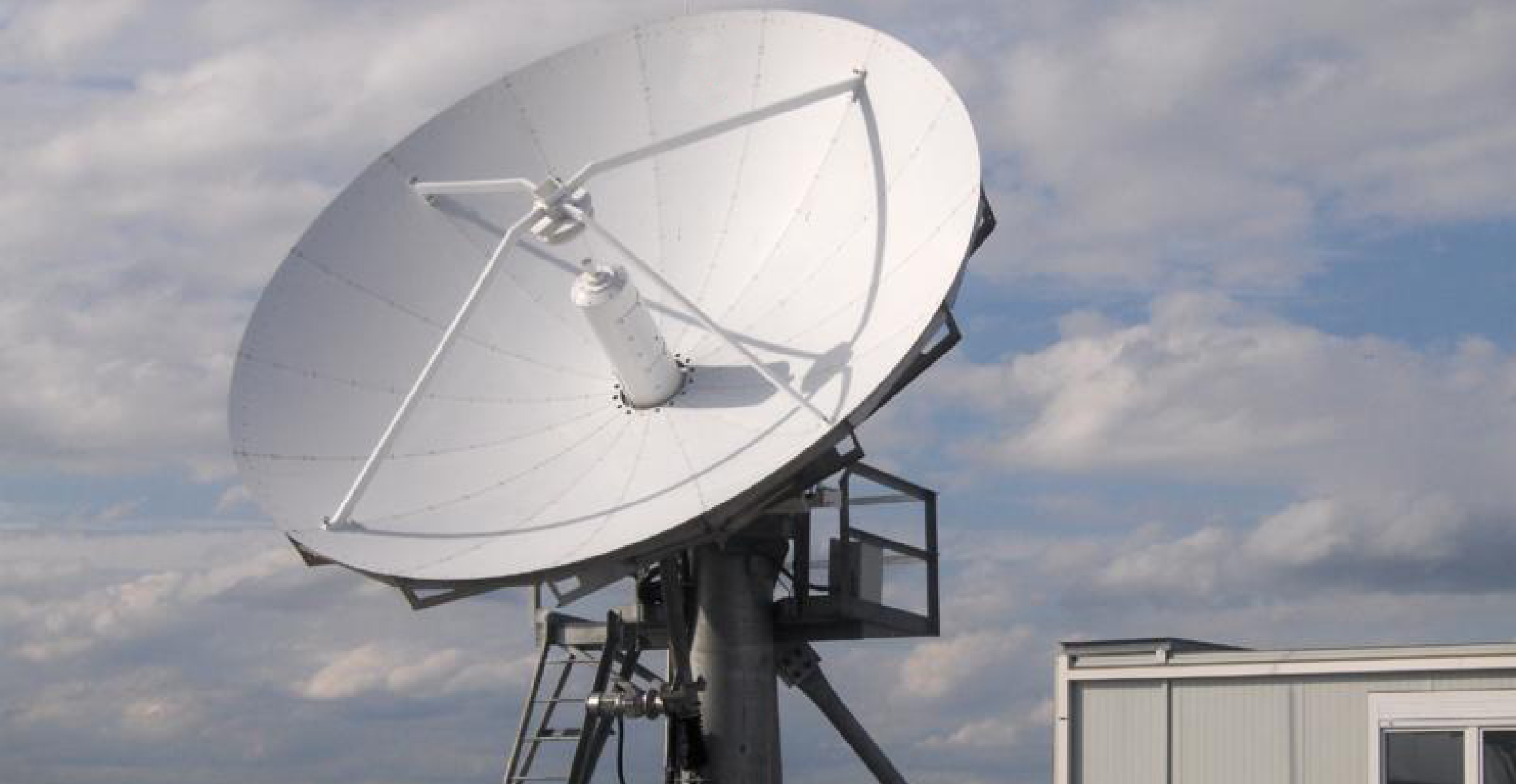 4.8m.Compact Antenna